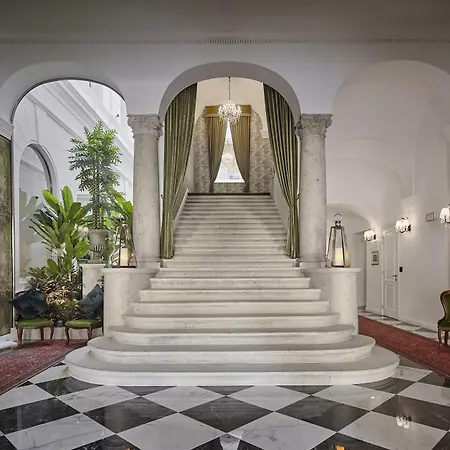 Mystery Hotel Budapest, Preferred Hotels & Resorts-2