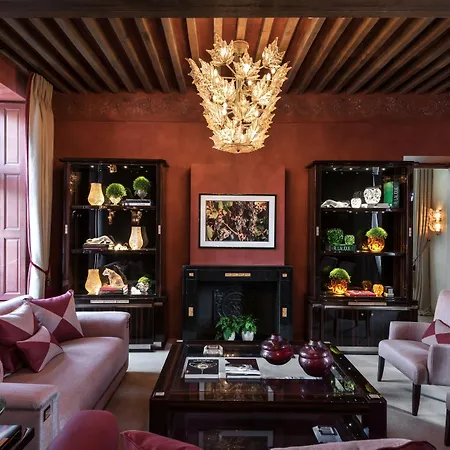 Chateau Lafaurie-Peyraguey Hotel & Restaurant Lalique-2