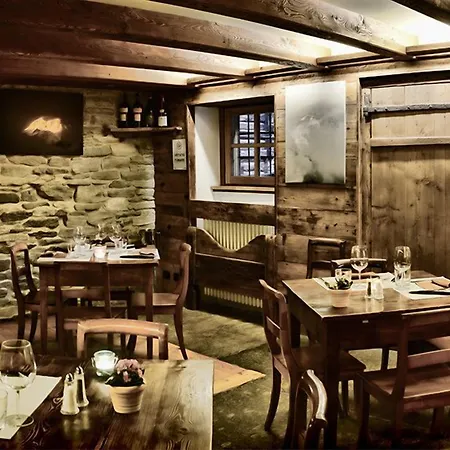 Albergo Montagna Di Luce-3