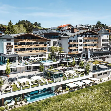 Wellnesshotel Cervosa-3
