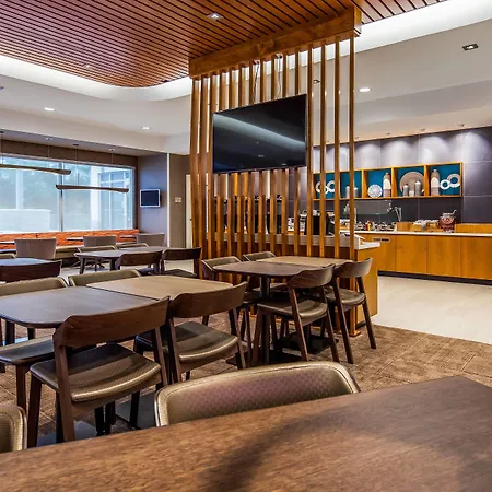 Springhill Suites By Marriott Chambersburg-3