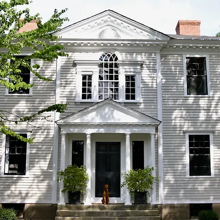 The Inn At Kenmore Hall-3