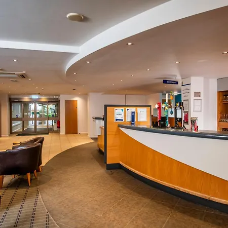 Holiday Inn Express Inverness By Ihg-2
