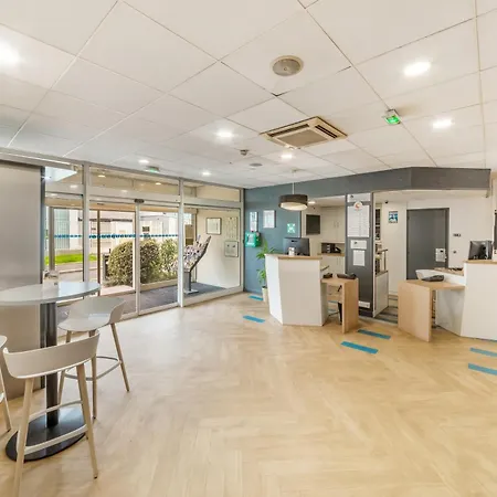 Comfort Hotel Paris Porte d'Ivry-2