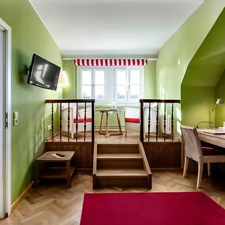 Romantik Hotel Barbarossa-2