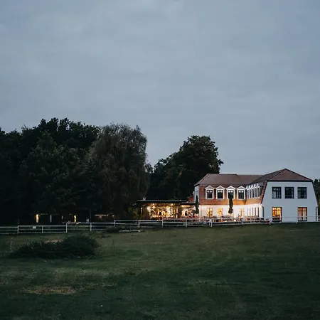 Gut Sarnow - Hotel Und Restaurant-3