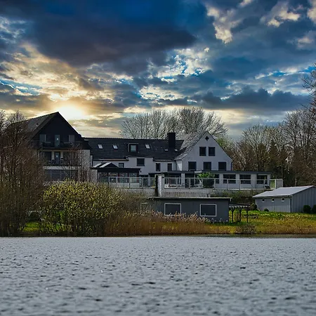 Hotel Seeblick Foersterhaus-3