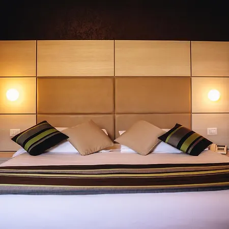 Hb Aosta Hotel & Balcony Spa-3