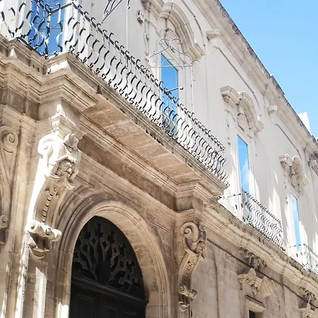 Palazzo Bozzi Corso by La Fiermontina-3