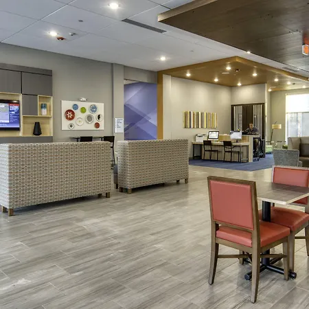 Holiday Inn Express & Suites Omaha Downtown Old Market By Ihg-3