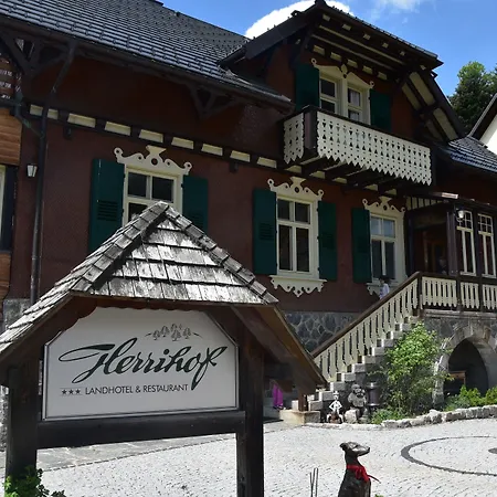 Hotel & Chalets Herrihof-3