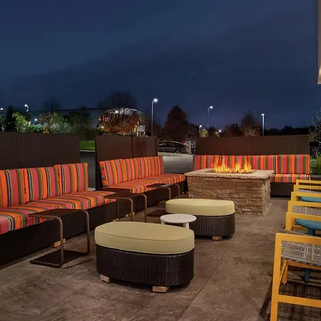 Home2 Suites By Hilton Warminster Horsham-3