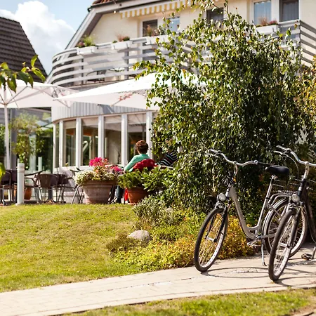 Hotel Am Fleesensee-3