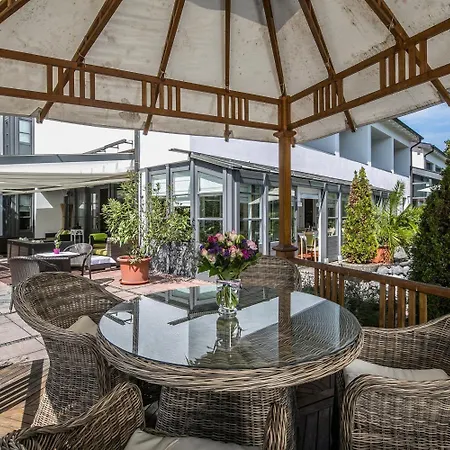 Hotel am Krone Park-3