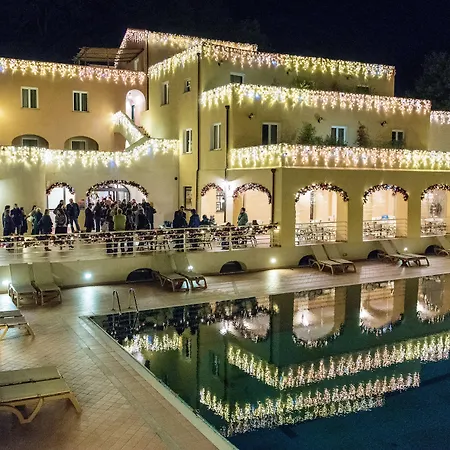 Il Villaggio Di Giuele-2