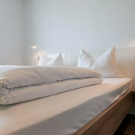 A2 Hotels Denkendorf - Airport & Messe-2