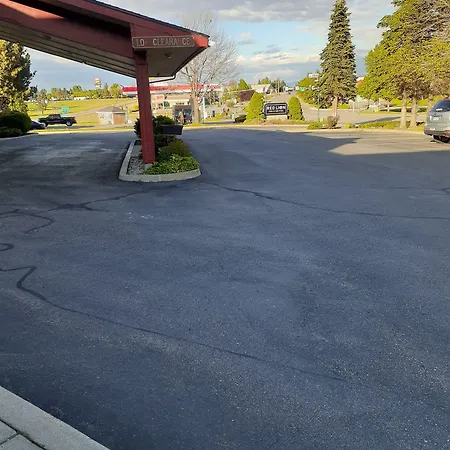 Red Lion Inn & Suites Post Falls-3