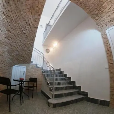 B&B Tra Monti e Mare-3
