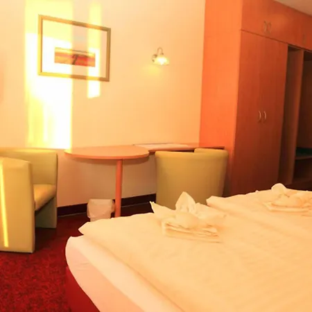 Strandhotel Mirow-2