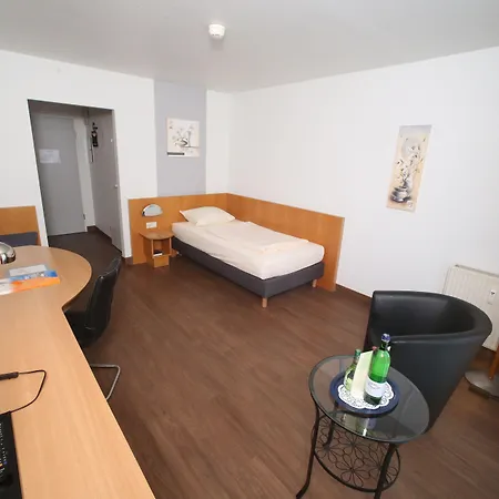 Asgard Hotel-3