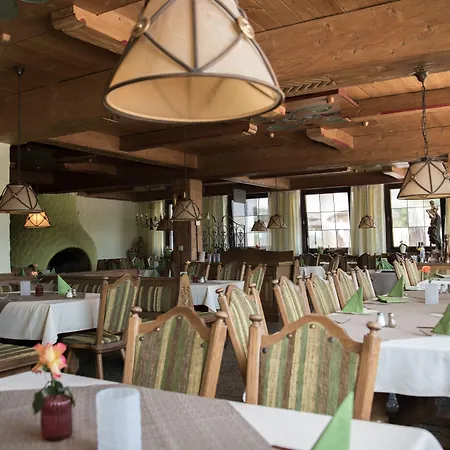Hotel Räucherhansl-2