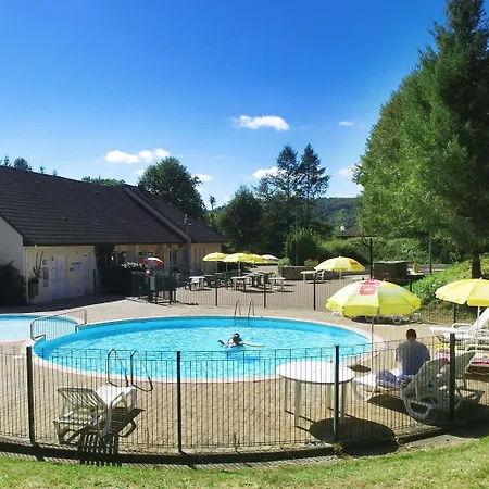 VVF Villages  Les Lacs du Cantal  Champs-sur-Tarentaine-2