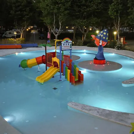 Camping Village Lago Maggiore-2