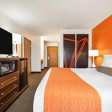 Howard Johnson By Wyndham Oacoma Hotel & Suites-3