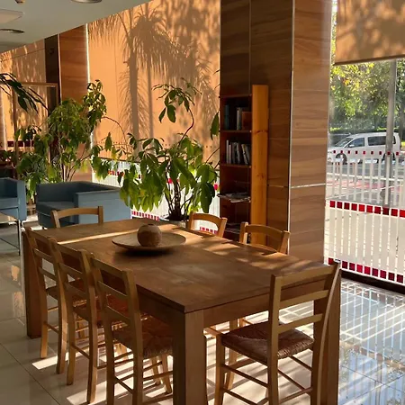 B&B Hotel Tarragona Reus-2