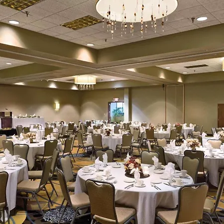 Radisson Hotel Bismarck-3