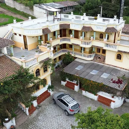 Hostal Curinan-2