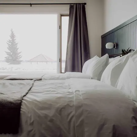 The Bayview Motel - Fort Frances, On - Lakeside Motel-3