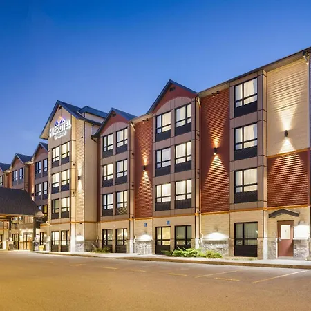 Microtel Inn & Suites By Wyndham Mont Tremblant-2