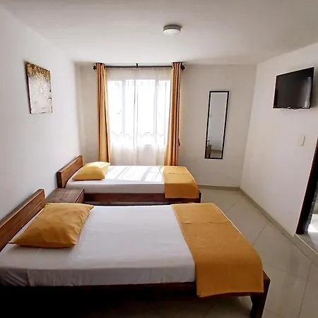 Hotel La Rueda Sr-3