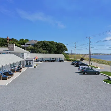 Breakwater Hotel-3