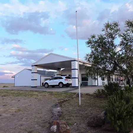Riata Inn - Marfa-2