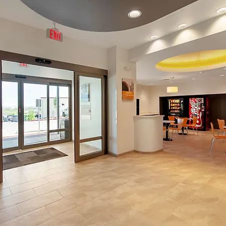 Studio 6 Austin Airport-3