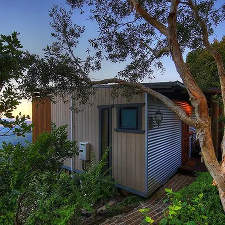 At Remingtons Private Cottages Montville-3