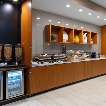 Springhill Suites Kansas City Airport-2
