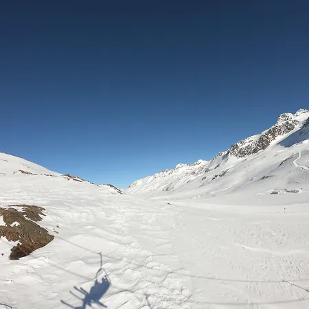 Glacier Hotel Grawand-2