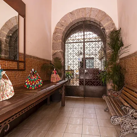 Hotel Cantera Rosa-3