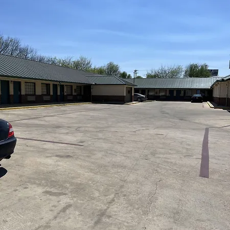 Country Inn Motel-3