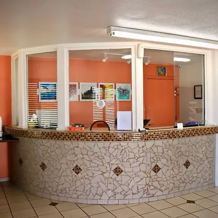 Heritage Inn & Suites-3