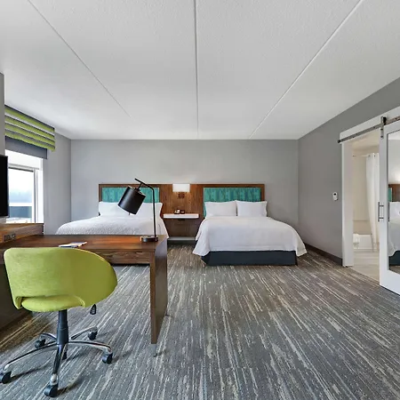 Hampton Inn Peterborough-3