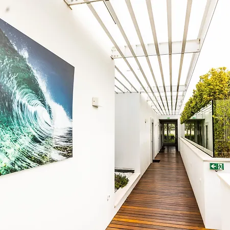 Hotel Indigo Cagnes-Sur-Mer By Ihg-2