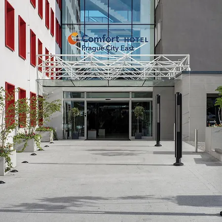 Comfort Hotel Prague City-3