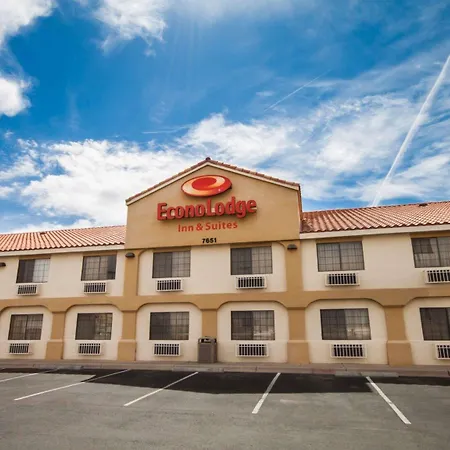 Econo Lodge Inn&Suites-2