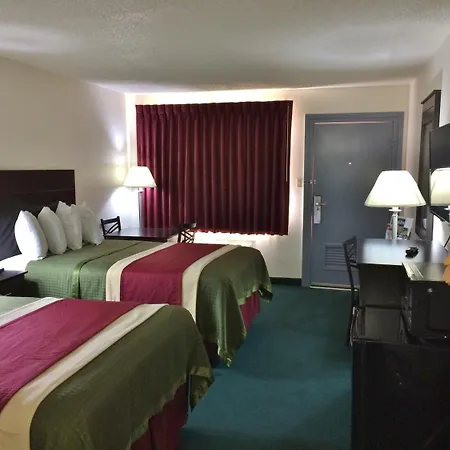 Travel Inn & Suites-2