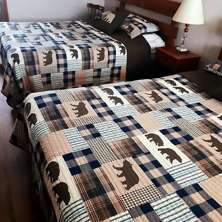 Bear Tracks Inn-2