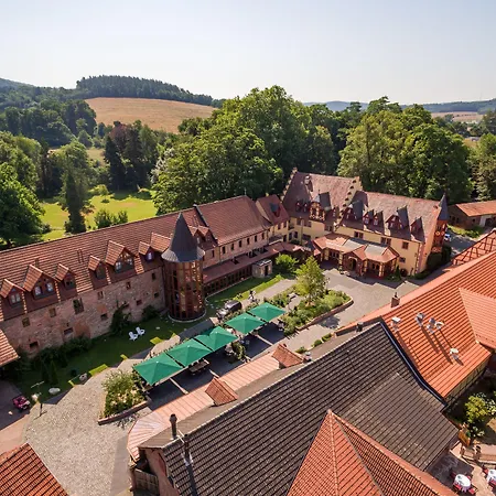 Schlosshotel Weyberhoefe-3